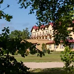 Bursztyn - Bernstein & Wellness Hotel