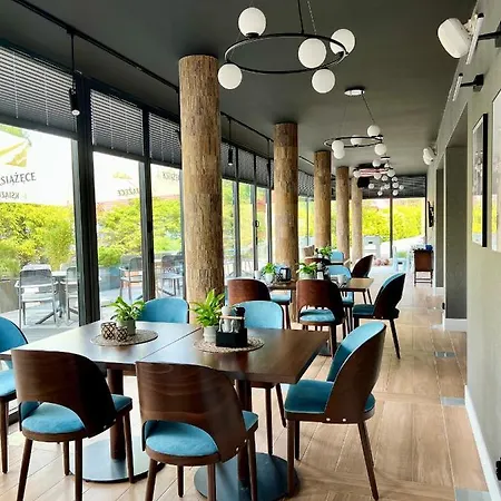 Bursztyn - Bernstein & Wellness Домбки