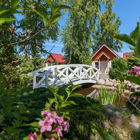 Отель Bursztyn - Bernstein & Wellness Домбки