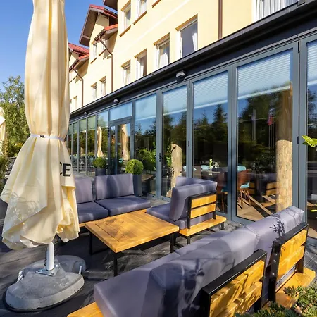 Hotel Bursztyn - Bernstein & Wellness 4*
