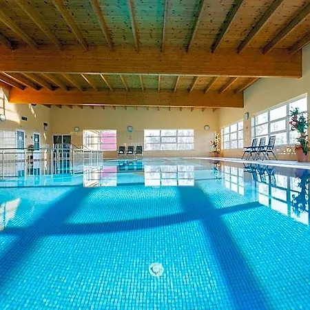Bursztyn - Bernstein & Wellness ホテル 4*
