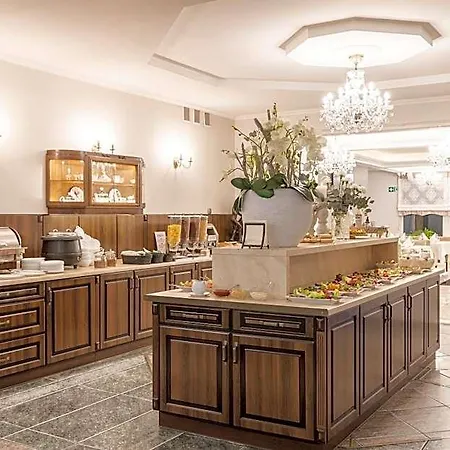 Bursztyn - Bernstein & Wellness 4*