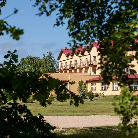 Bursztyn - Bernstein & Wellness Отель