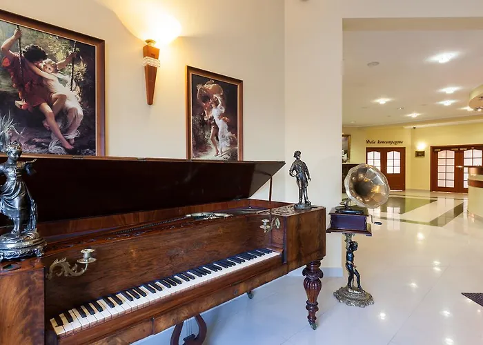 Hotel Bursztyn - Bernstein & Wellness